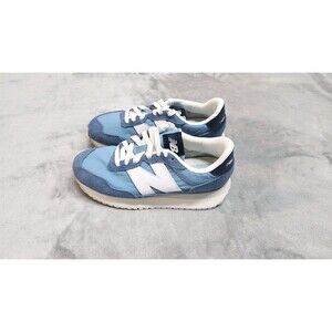New Balance 237 Women’s Size 8 Blue Suede Lace Up Sneakers New without Box